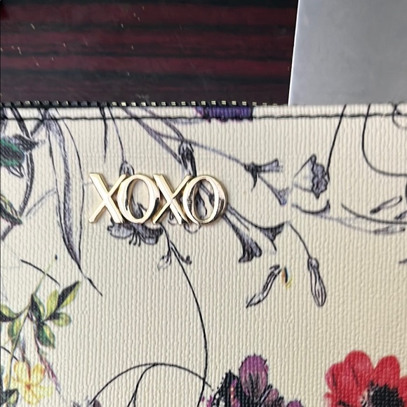 🆕 XOXO Floral Women's Wristlet & Purse Set - Picture 6 of 16
